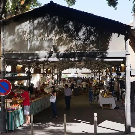 Maison La Tropezienne ... New • Fabulous 5* Luxe & Terrasse • 6p. Old Town Holiday home Antibes