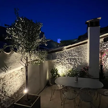 Maison La Tropezienne ... New • Fabulous 5* Luxe & Terrasse • 6p. Old Town Holiday home