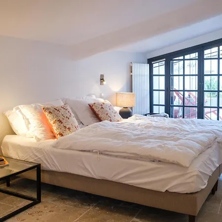 Maison La Tropezienne ... New • Fabulous 5* Luxe & Terrasse • 6p. Old Town Antibes