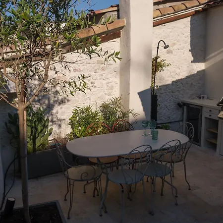Maison La Tropezienne ... New • Fabulous 5* Luxe & Terrasse • 6p. Old Town Holiday home *